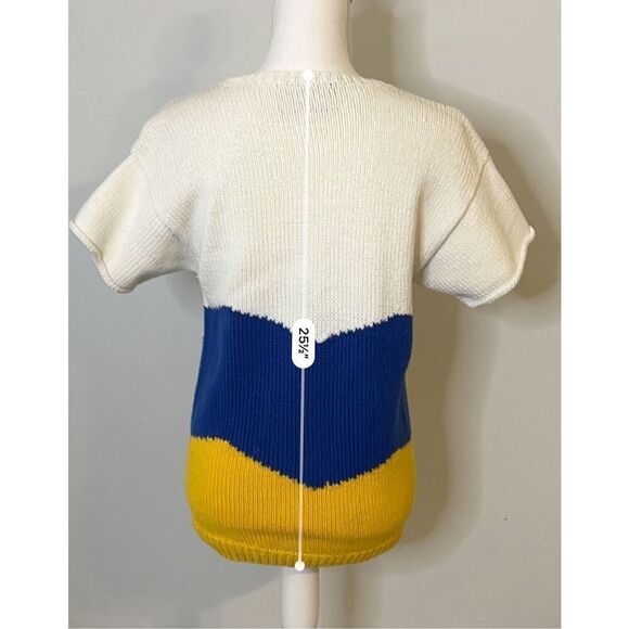 VINTAGE Crochet Short Sleeve Knit 3D Sweater - Picture 6 of 10